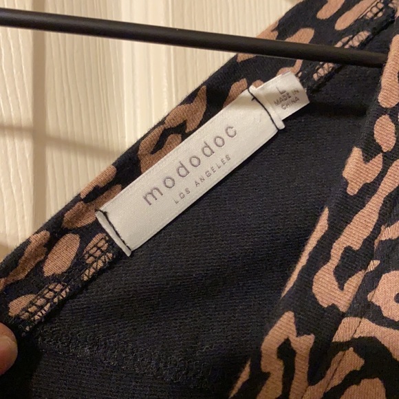 Mododoc Los Angeles v-neck dolman sleeve dress - Picture 5 of 8